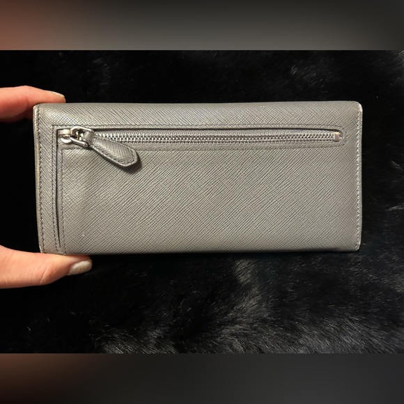 EUC Prada Wallet with ID holder - Picture 7 of 7